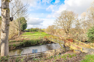 Photo 21- click for photo gallery